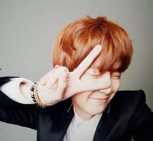 吃瓜明星头像男生图片,揭秘吃瓜明星头像男生背后的故事