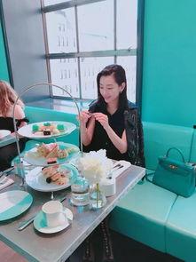 女书记吃瓜现场,揭秘官场八卦背后的真相