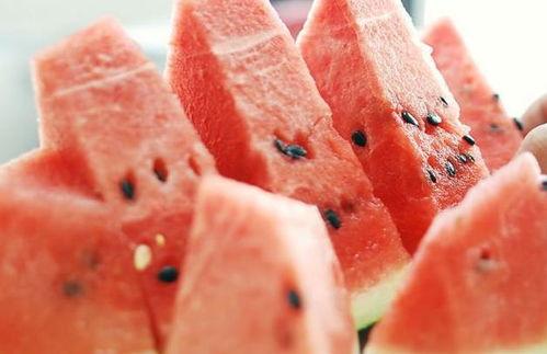 吃瓜连带籽的好处,揭秘瓜籽的营养秘密