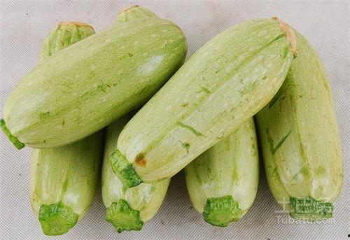 瓜怎么吃消肿利尿,天然消肿利尿的饮食秘籍