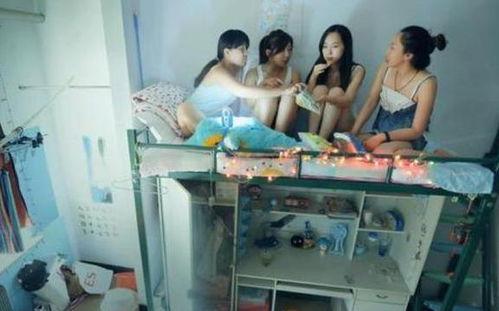 大学 宿舍 女神 吃瓜,揭秘校园里的甜蜜秘密”