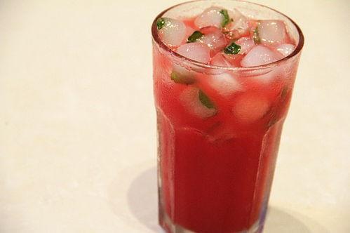 自制吃瓜饮品,自制吃瓜饮品，清爽一夏尽享美味